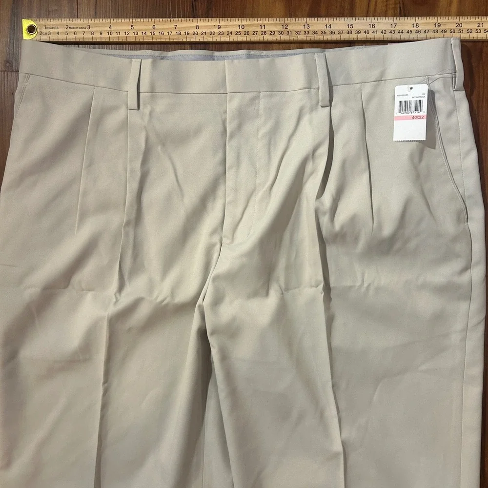 PGA Tour Ultimate Pant Mens 40x32 Moonstruck Beige Pleated Active Golf Slacks